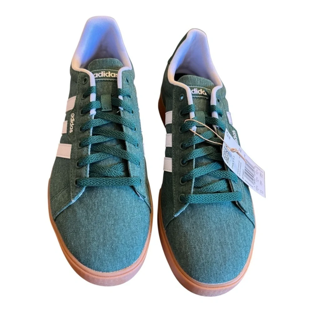 Adidas Men's Daily 3.0 Skate Shoe in Collegiate Green / Cloud White / Gum NIB